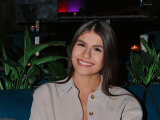 chat room live sex cam TiaBeumer