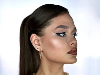 camgirl sexchat TinyBromley