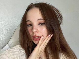adult liveshow VeronaHewlett