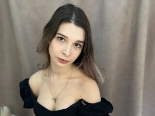 cam girl fingering pussy WandaHearing