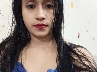 hot cam girl masturbating with vibrator Yammi