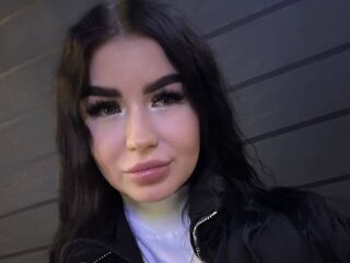 sexy camgirl chat YevetteStreeper