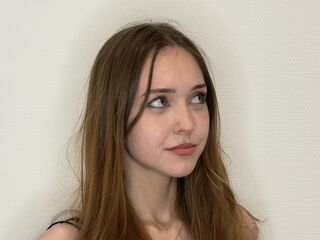 naked cam girl masturbating YokoMagliacane
