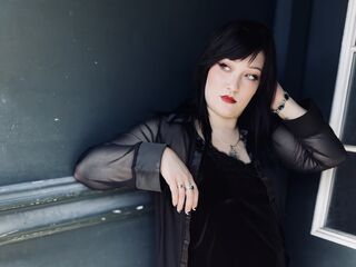 camwhore masturbating with dildo cherryobituary