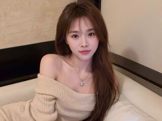 camslut naked miaomiao